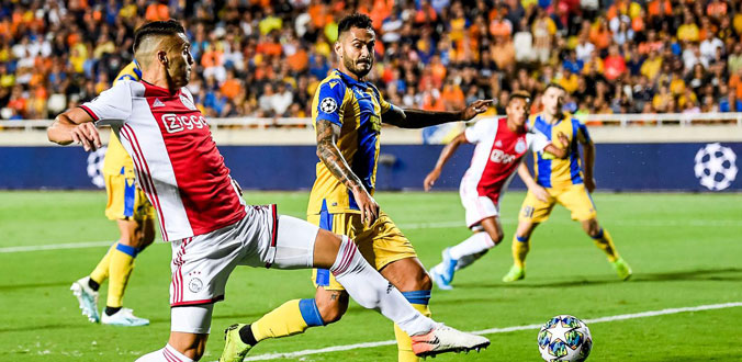 Ajax chỉ có trận hòa không bàn thắng trước APOEL
