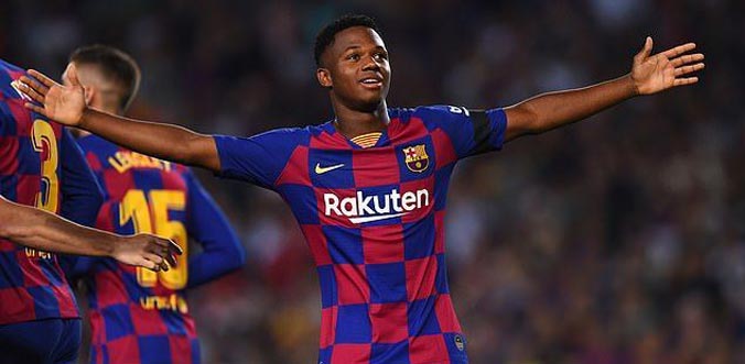 Thần đồng Fati giúp Barca hủy diệt Valencia 5-2