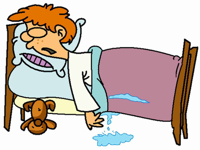 Nằm mơ thấy đái dầm đánh con gì?
