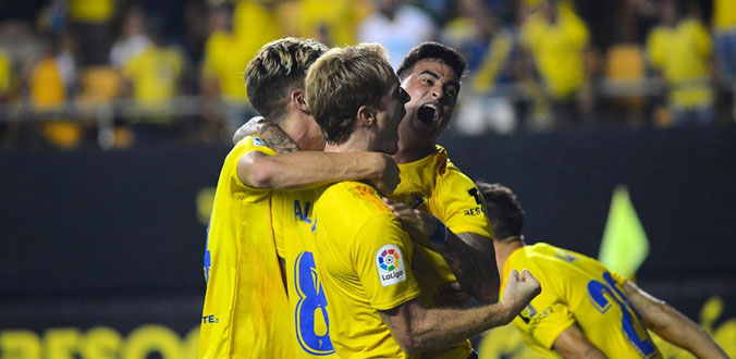 racing-vs-cadiz-02h00-ngay-7-9-2